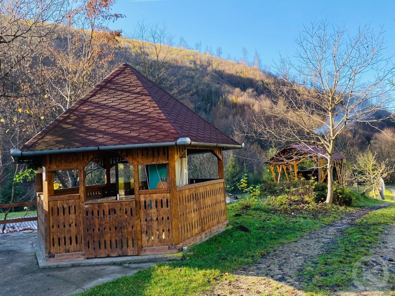 Cabana Mădălin Pietroasa 683853 thumb