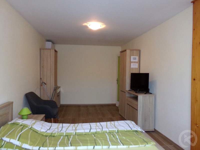 Hold-on Apartman Jula 710748 thumb