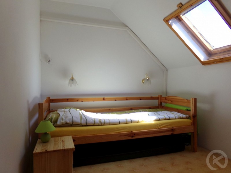 Hold-on Apartman Jula 710757 thumb