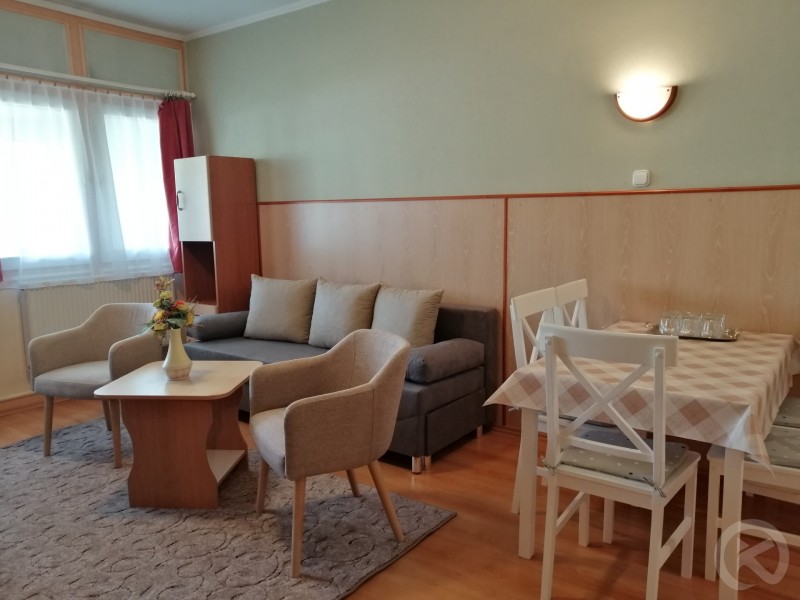Hotel Hőforrás și Resort Park Jula 711572 thumb