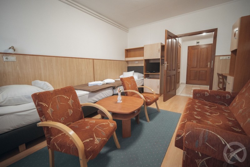 Hotel Hőforrás și Resort Park Jula 711457 thumb